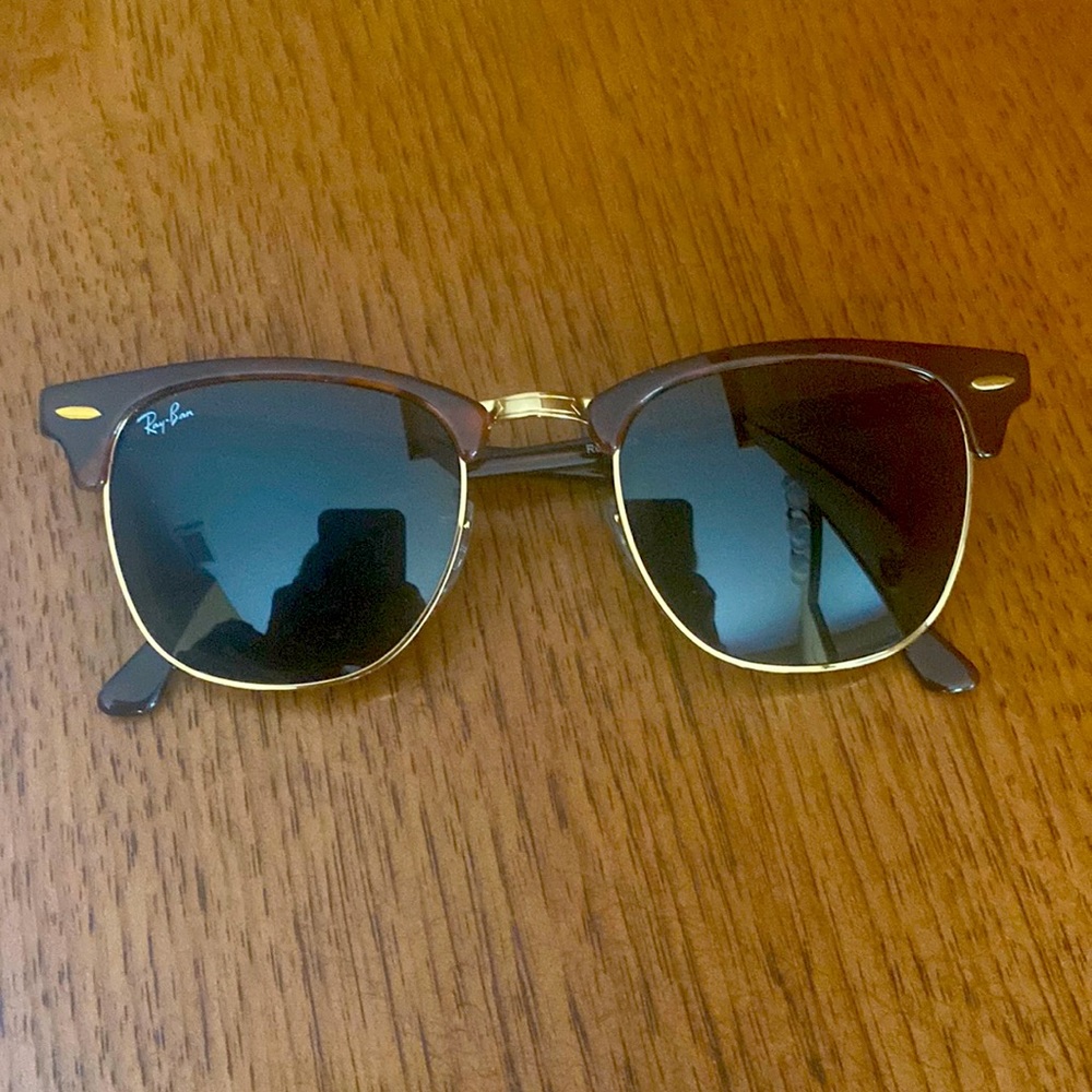 Brown Tortoise Ray Ban Clubmaster sunglasses